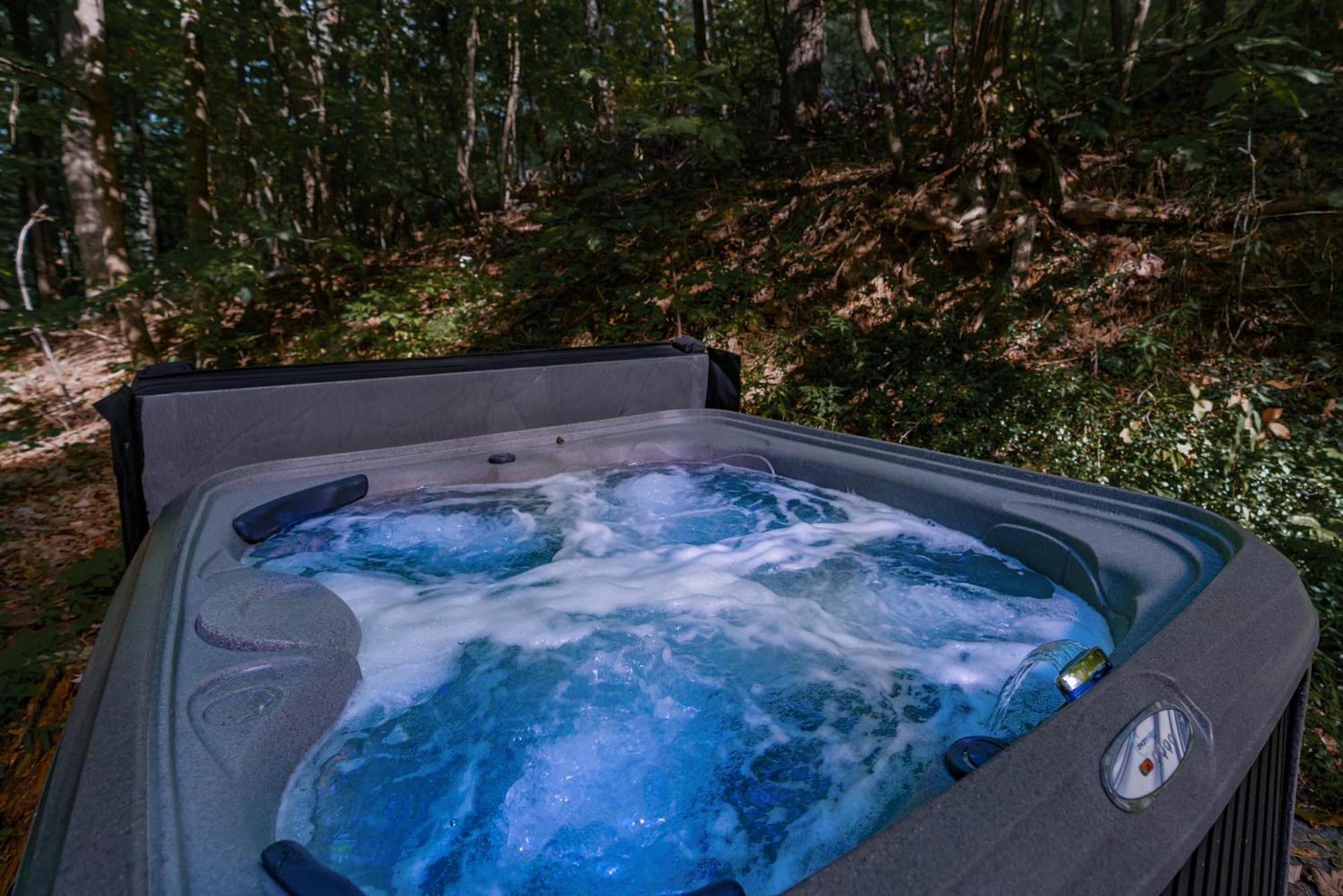 Inwood Modern Chalet Cabin W Hot Tub, Deck&Grill, & Wifi! מראה חיצוני תמונה